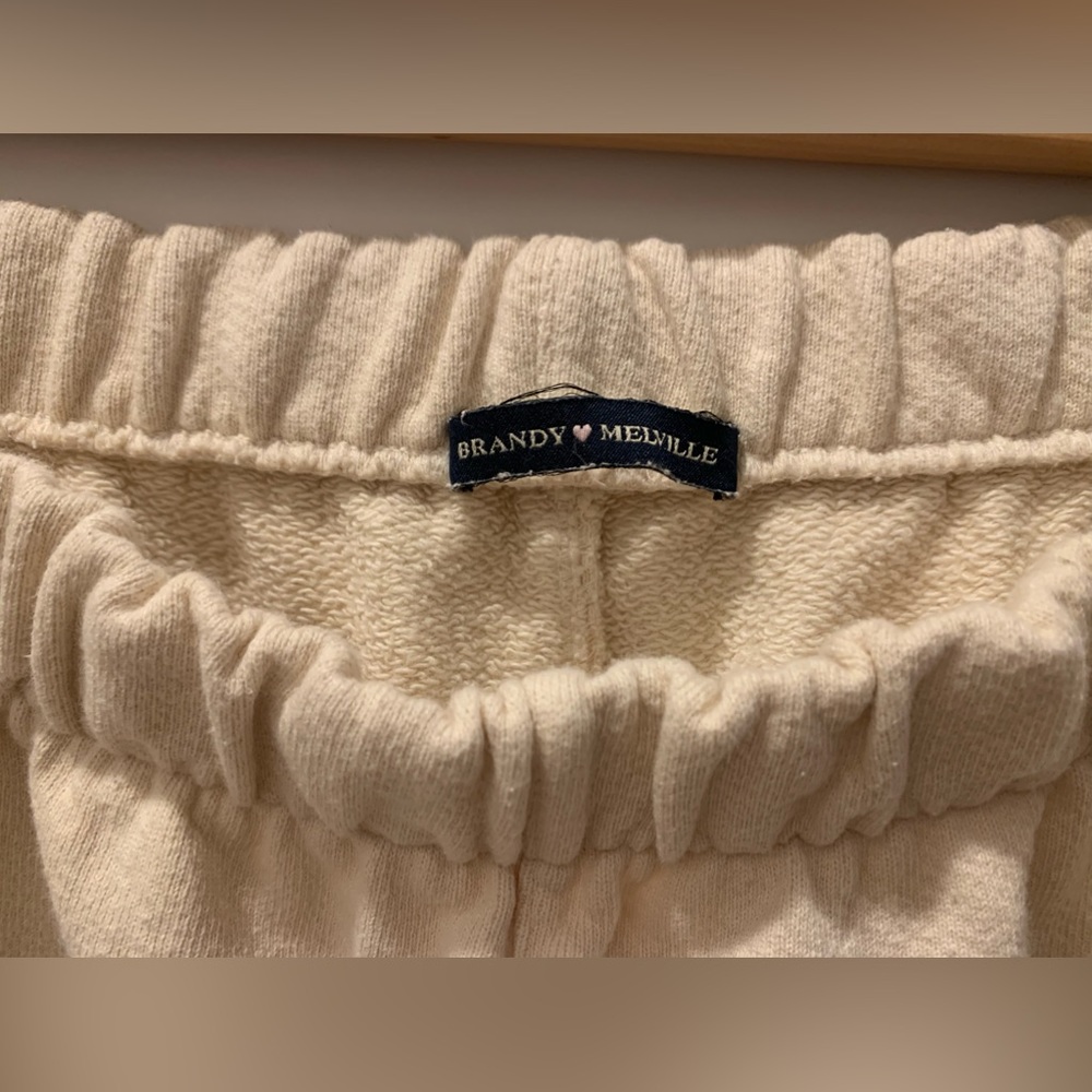 St. George Rosa Sweatpants - Picture 2 of 4